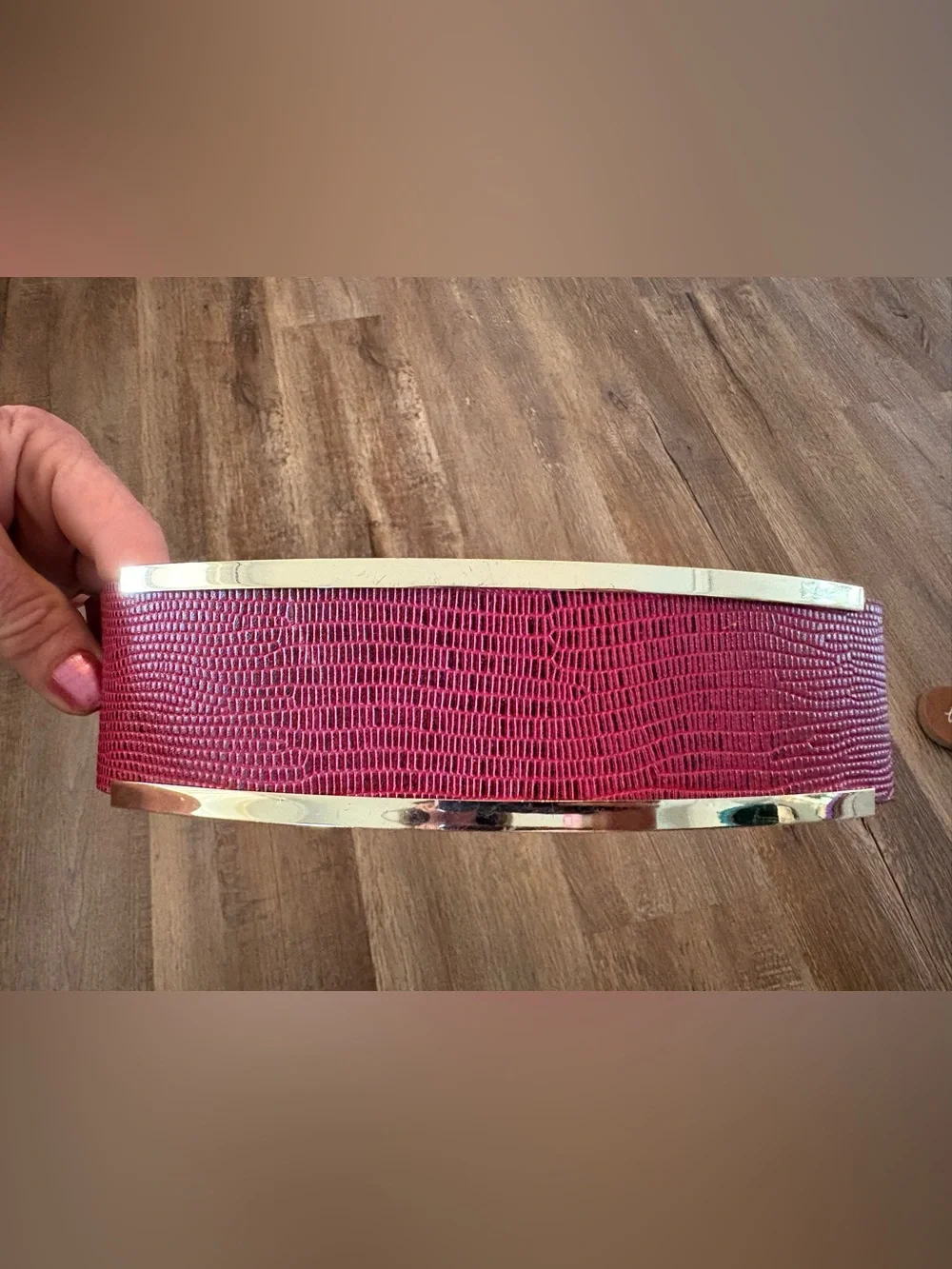 White House Black Market wide elastic Belt